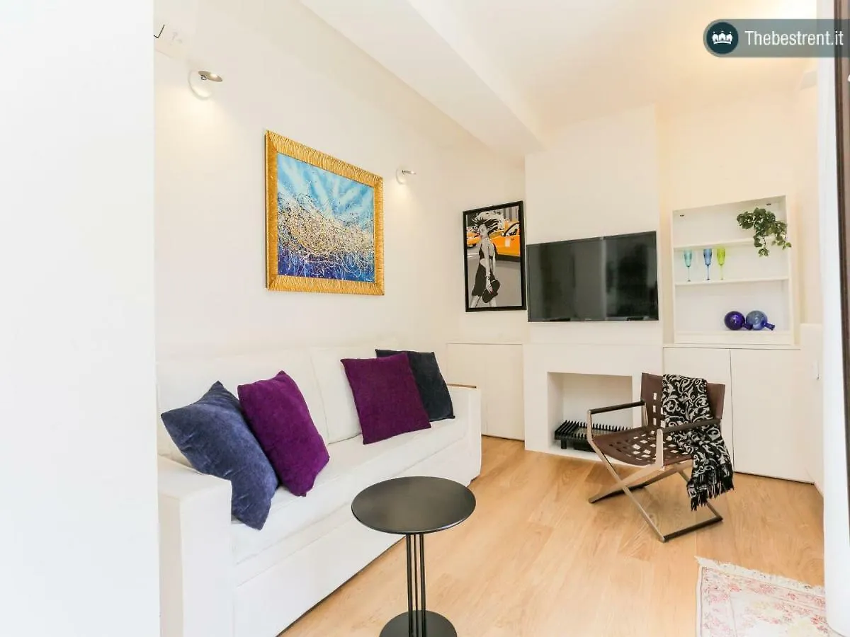 The Best Rent - Apartment With Balcony In Amendola Milano